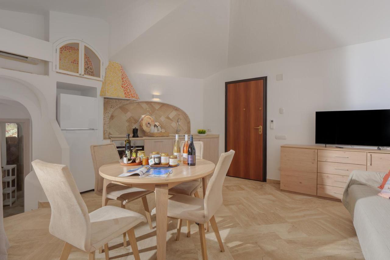 Villetta D'Arancia - Sherdenia Luxury Apartments Santa Marinella Exterior photo